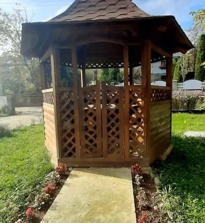 Rosinka Homestay *