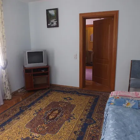 Rosinka Homestay *