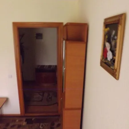 Rosinka Γιαρέμτσε